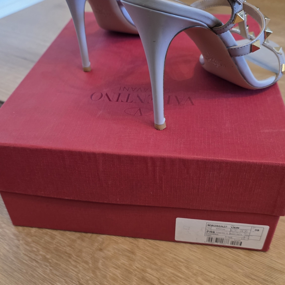Valentino Garavani Studded Silver Heels - Picture 2 of 9